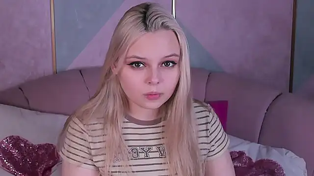 CLAIRE VOGT online show from March 2025 03:31:01 PM