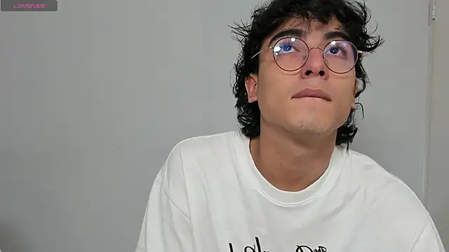 Snapshot of salvatore_montt chatting on February 2025 09:31:02 AM salvatore montt online show from February 2025 09:31:02 AM