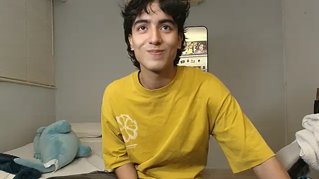 Snapshot of salvatore_montt chatting on November 2025 11:37:01 PM salvatore montt online show from November 2025 11:37:01 PM