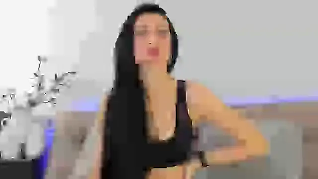 Snapshot of Tina_Mart chatting on February 2025 09:53:01 AM Tina Mart online show from February 2025 09:53:01 AM