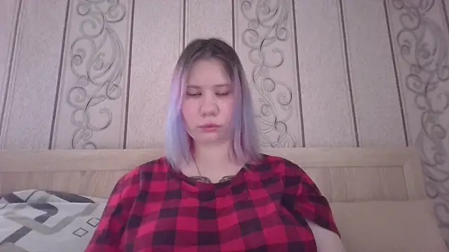 Snapshot of Little_kitsune1707 chatting on September 2025 10:19:02 AM Little kitsune1707 online show from September 2025 10:19:02 AM