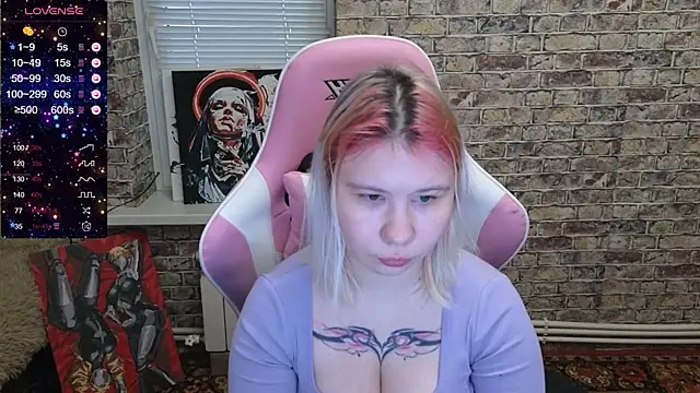 Snapshot of Little_kitsune1707 chatting on November 2025 07:19:02 AM Little kitsune1707 online show from November 2025 07:19:02 AM