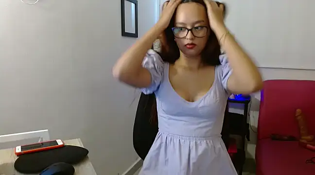 Emilybateee online show from March 2025 03:16:02 PM