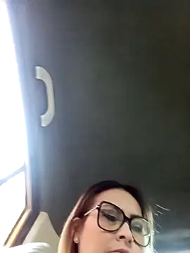 CandieGilson   online show from October 2025 11:21:02 AM