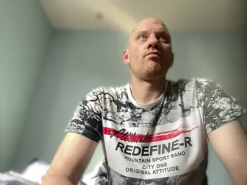 Snapshot of Krzysiekg123 chatting on February 2025 09:17:02 AM Krzysiekg123 online show from February 2025 09:17:02 AM