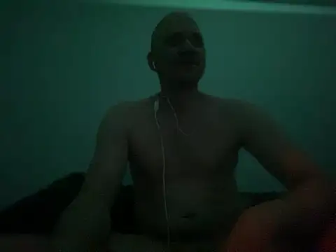 Snapshot of Krzysiekg123 chatting on February 2025 09:58:01 PM Krzysiekg123 online show from February 2025 09:58:01 PM