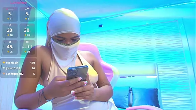 Snapshot of Zafira_kazenn chatting on February 2025 06:05:02 AM Zafira kazenn online show from February 2025 06:05:02 AM