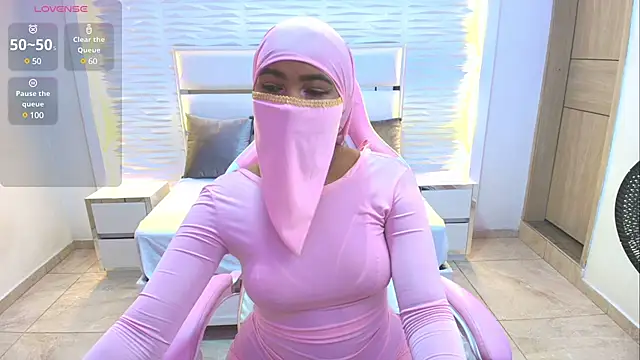 Snapshot of Zafira_kazenn chatting on February 2025 02:42:01 AM Zafira kazenn online show from February 2025 02:42:01 AM