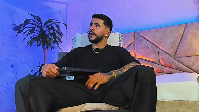 DickGriffith  online show from October 2025 11:52:02 AM