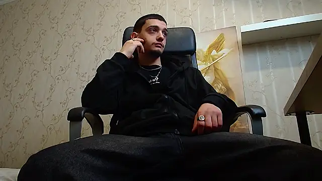 OscarGriffin online show from February 2025 07:16:02 AM