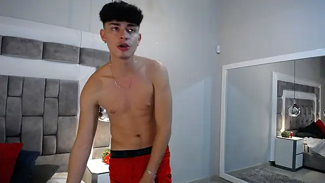 DrakeCollinss online show from February 2025 10:47:01 PM