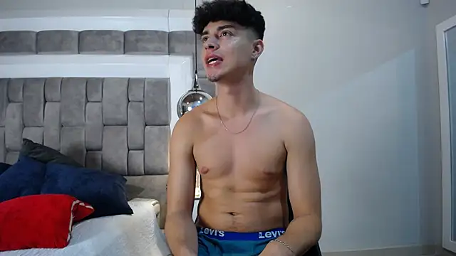 DrakeCollinss online show from February 2025 01:51:01 AM