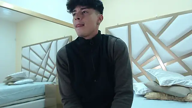 DrakeCollinss online show from March 2025 02:34:01 AM