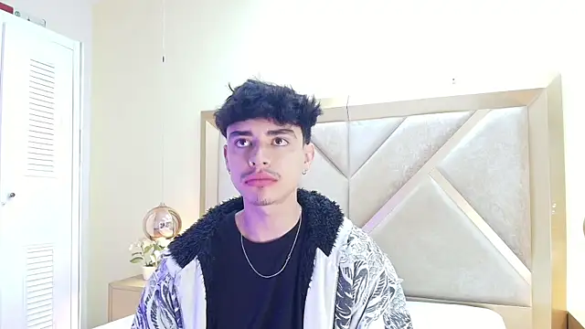 DrakeCollinss online show from September 2025 12:21:02 PM