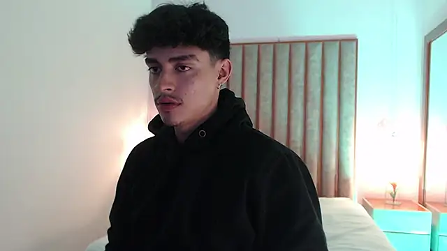 DrakeCollinss online show from September 2025 12:04:01 AM