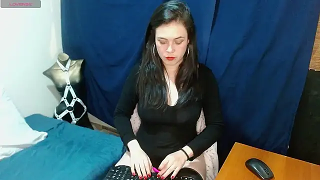 SamanthaGreen- online show from March 2025 03:37:02 AM
