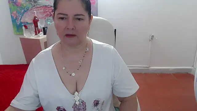 leonela 69 online show from September 2025 01:28:02 AM