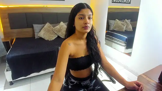 gaby fosterr online show from March 2025 07:38:01 PM