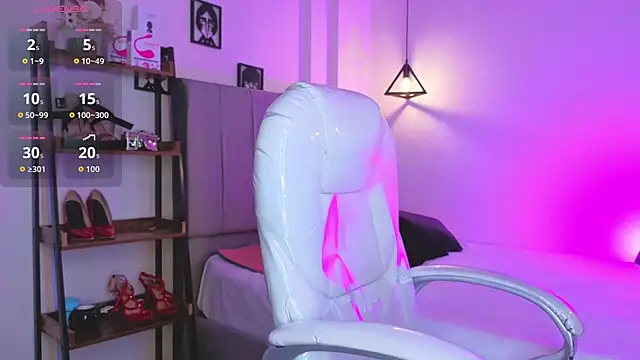 Snapshot of Miller_Vanessa_ chatting on October 2025 08:39:01 PM Miller Vanessa online show from October 2025 08:39:01 PM