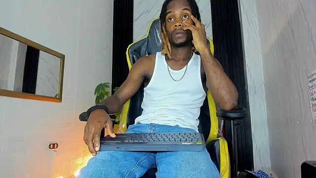 LooganX online show from February 2025 04:10:02 PM