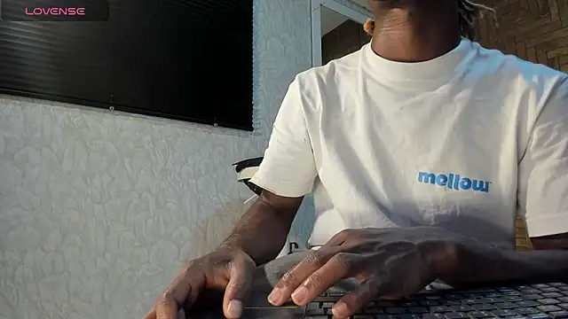 LooganX online show from March 2025 07:01:02 AM
