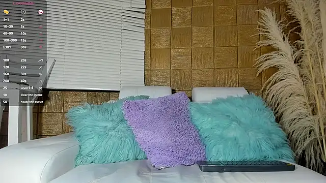 LooganX online show from March 2025 05:57:02 AM