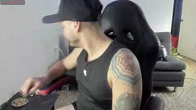 Snapshot of ragnar_lothbrok777 chatting on September 2025 08:13:02 PM ragnar lothbrok777 online show from September 2025 08:13:02 PM