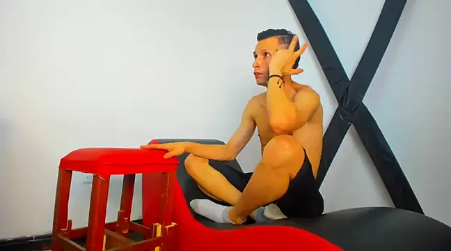 Isak Millan online show from February 2025 05:37:01 AM