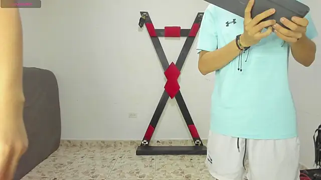 Isak Millan online show from October 2025 09:56:01 PM