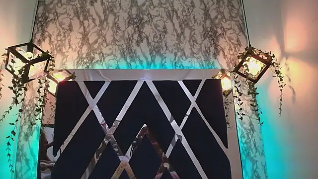 charlotte bluee online show from October 2025 07:16:02 PM