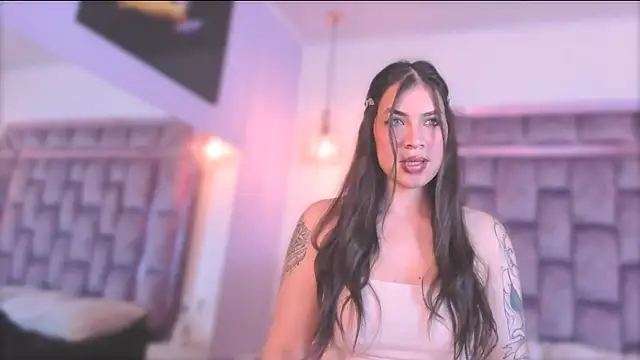 Snapshot of Annie_rhoades chatting on February 2025 01:02:01 PM Annie rhoades online show from February 2025 01:02:01 PM