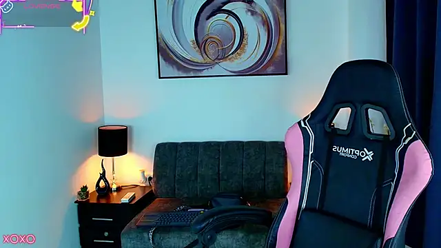 Snapshot of Julieta_priv chatting on October 2025 02:48:02 PM Julieta priv online show from October 2025 02:48:02 PM