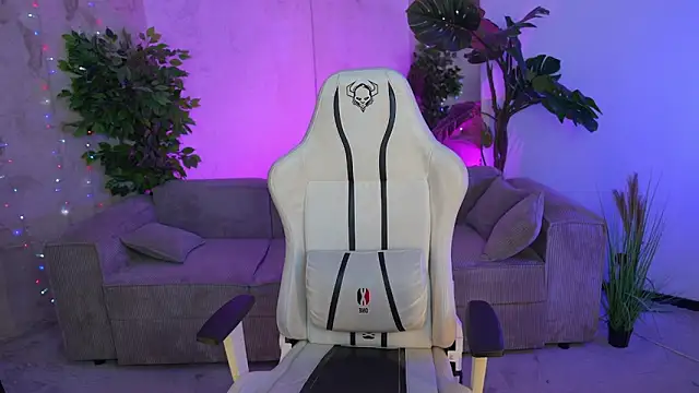 Snapshot of Layla_Sweet_ chatting on March 2025 07:46:01 PM Layla Sweet online show from March 2025 07:46:01 PM