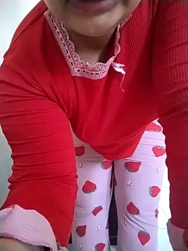 Snapshot of Dalou3a-69 chatting on November 2025 10:32:02 AM Dalou3a-69 online show from November 2025 10:32:02 AM