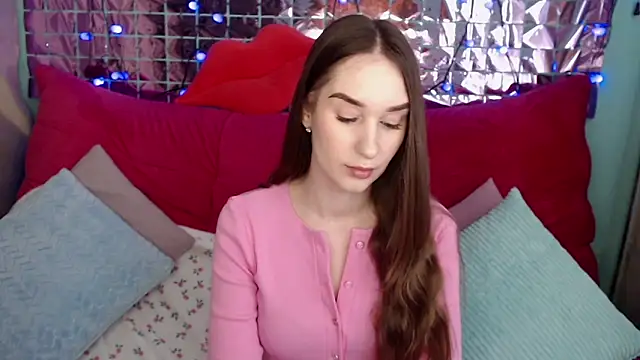 Margarettii online show from March 2025 05:46:01 AM