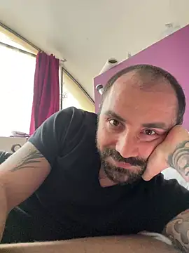 morfeoX online show from February 2025 01:30:02 PM