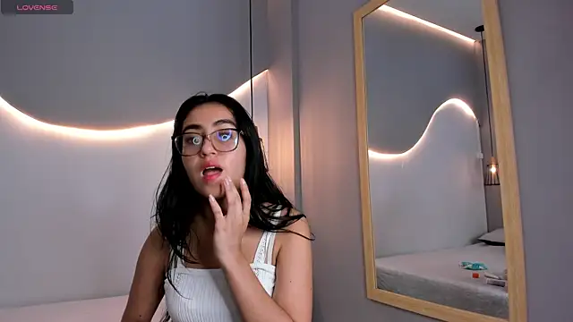 lucelly 15 online show from October 2025 11:41:02 AM