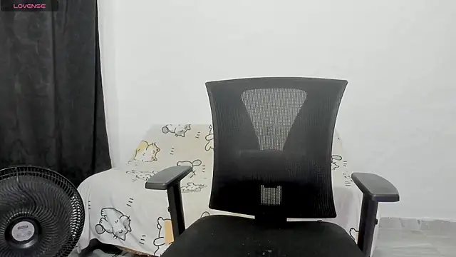 Snapshot of Naoko_7w7 chatting on October 2025 10:40:02 PM Naoko 7w7 online show from October 2025 10:40:02 PM