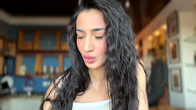 alissadreams online show from October 2025 10:37:02 AM