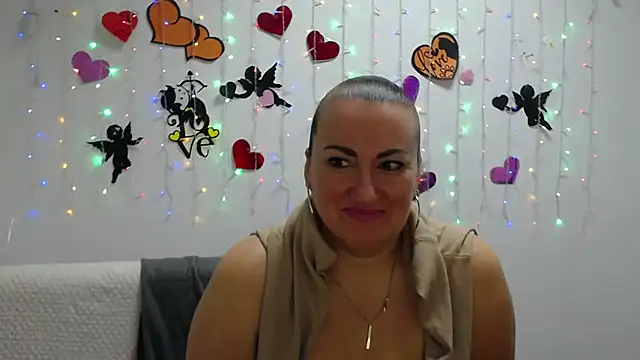 DianaMGG online show from March 2025 06:12:02 AM