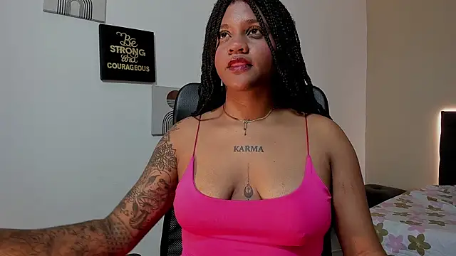 Snapshot of ZahraRose chatting on October 2025 07:59:01 PM ZahraRose online show from October 2025 07:59:01 PM