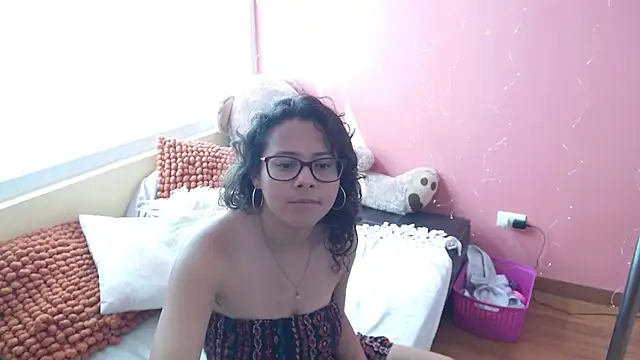 Snapshot of morahaze chatting on December 2024 02:10:02 PM morahaze online show from December 2024 02:10:02 PM