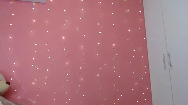 Snapshot of morahaze chatting on January 2025 01:42:01 AM morahaze online show from January 2025 01:42:01 AM