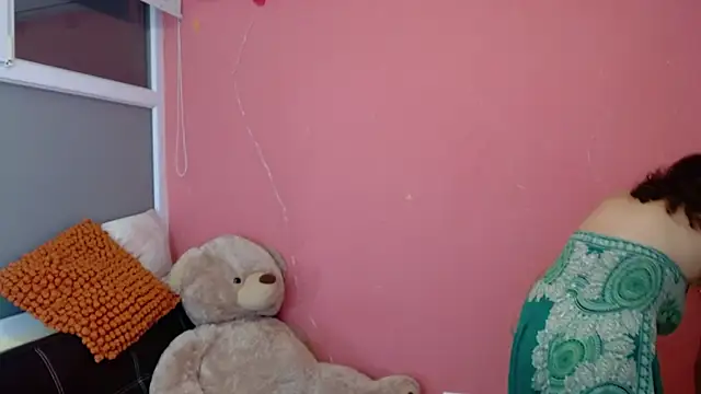 Snapshot of morahaze chatting on February 2025 01:08:01 AM morahaze online show from February 2025 01:08:01 AM