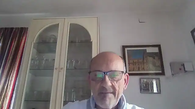 llopaco online show from October 2025 01:23:01 PM