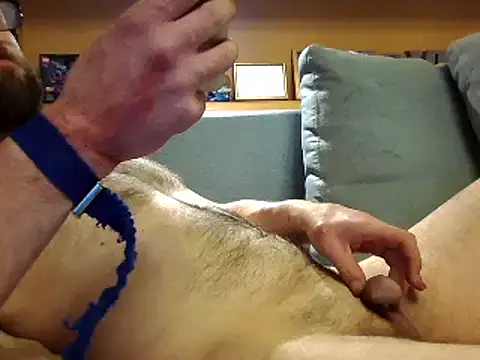 Snapshot of Andre35w chatting on February 2025 01:55:01 AM Andre35w online show from February 2025 01:55:01 AM