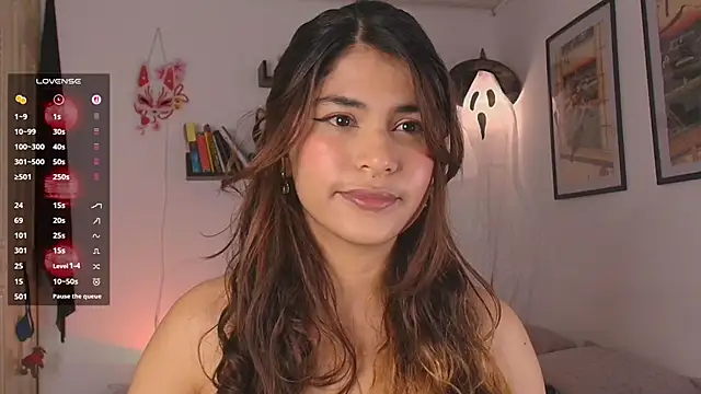 Snapshot of mmycaliope chatting on October 2025 10:43:02 PM mmycaliope online show from October 2025 10:43:02 PM