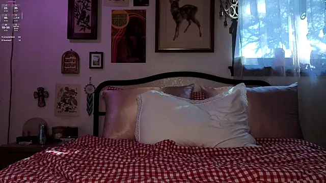 Snapshot of sinfulblonde1 chatting on November 2025 09:58:01 PM sinfulblonde1 online show from November 2025 09:58:01 PM