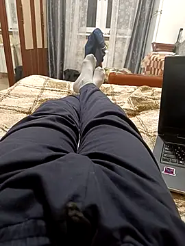 Snapshot of QuilyLoverx chatting on February 2025 07:14:01 PM QuilyLoverx online show from February 2025 07:14:01 PM