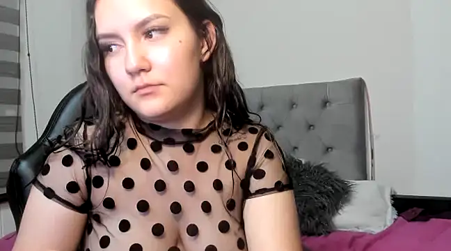 Duqueza4you online show from February 2025 04:12:02 AM